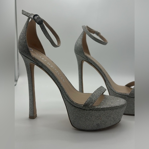 STUART WEITZMAN Tall Mettalic Heels. - Picture 4 of 15